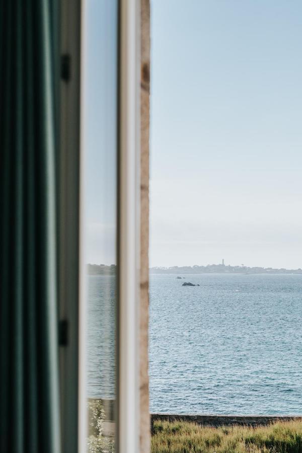 Hotel Aux Tamaris - Vue Mer Roscoff Exterior foto